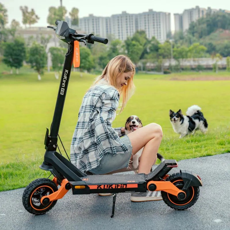 Pojazd Elektryczny KuKirin G3 1200W 52V18Ah 50KM/H 63KM 10" nowy (przedsprzedaż)